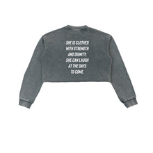 Load image into Gallery viewer, 31:25 | WOMENS LONG SLEEVE CROP TOP